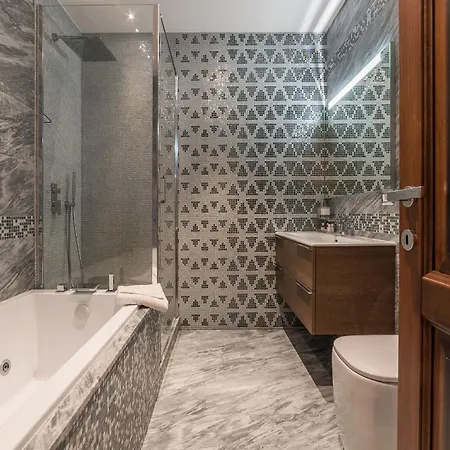 900 Lazio, Emilia & La Corte * Rome