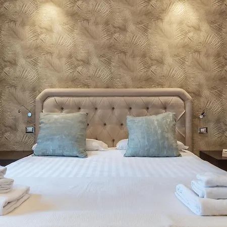 900 Lazio, Emilia & La Corte *