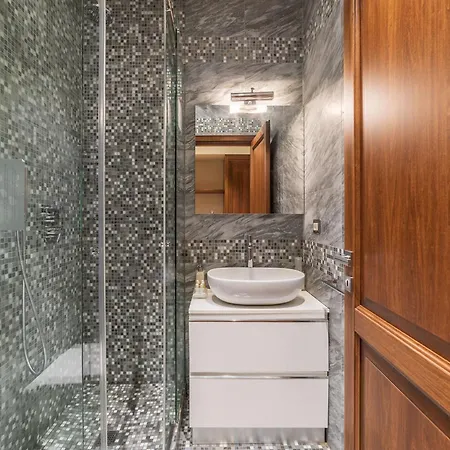 900 Lazio, Emilia & La Corte *