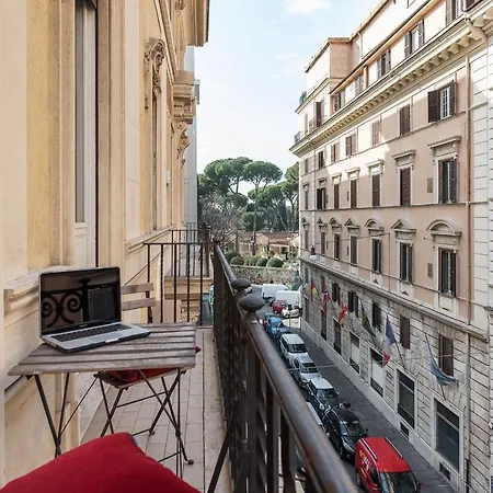 900 Lazio, Emilia & La Corte Appartement