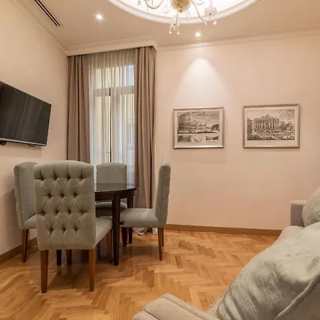 Appartement 900 Lazio, Emilia & La Corte